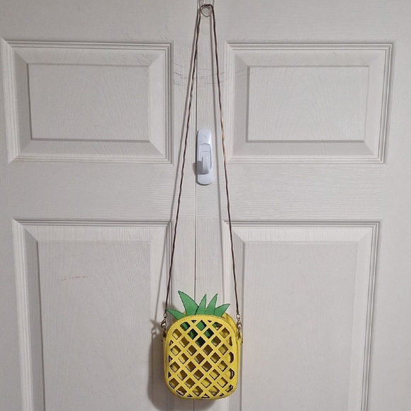Small Pineapple Crossbody Bag - Yellow Green Cutout - Picture 2 of 14